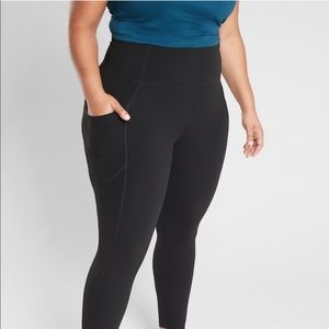 Athleta salutation stash pocket tight